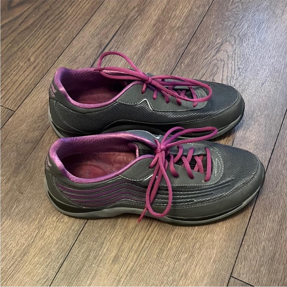 Dansko tennis shoes size 41